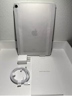 �?Apple iPad Air 5th Gen 256GB - Wi-Fi - Starlight 9Z81