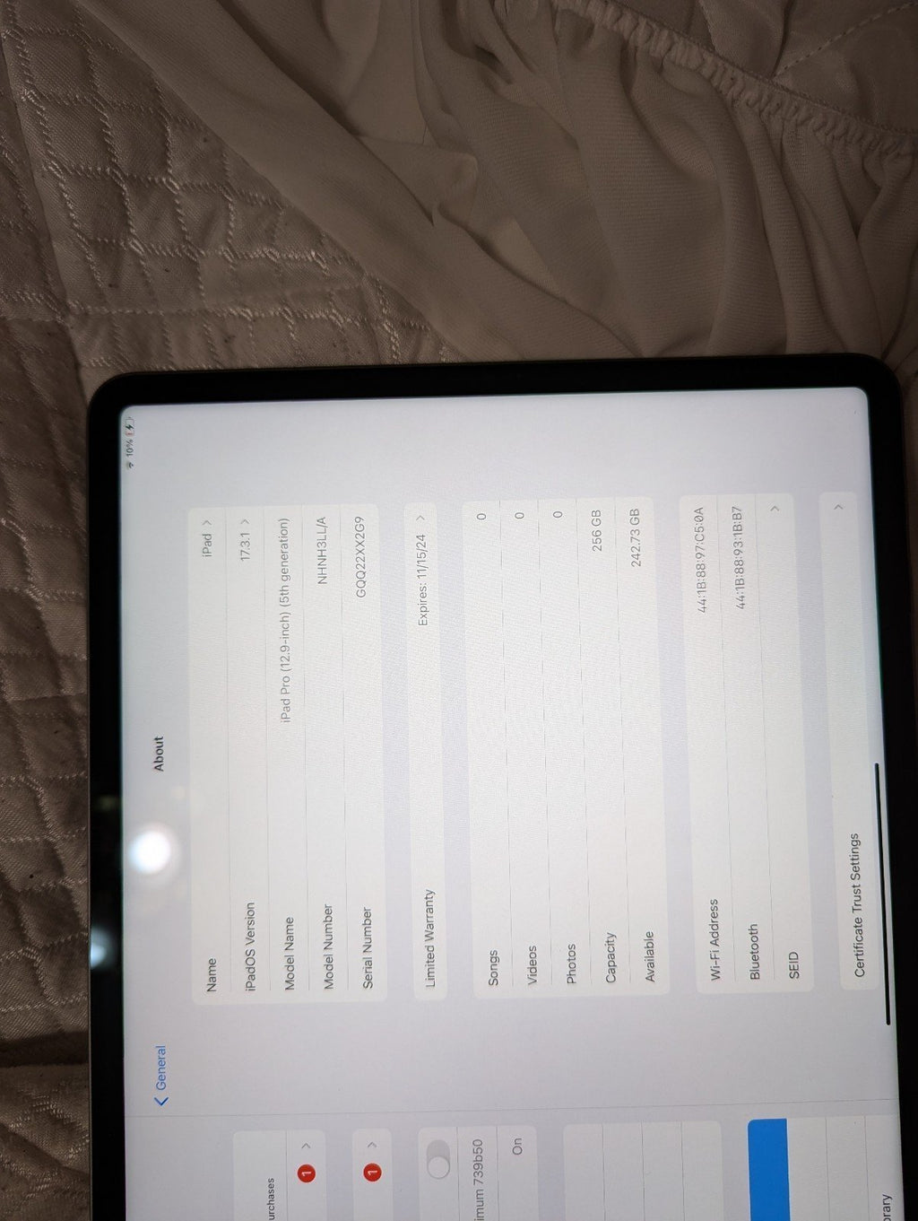 Apple iPad pro 12.9inch 5th Gen 3X88