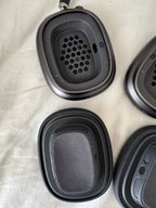 AirPod Max Space Grey plus accessories 2U71