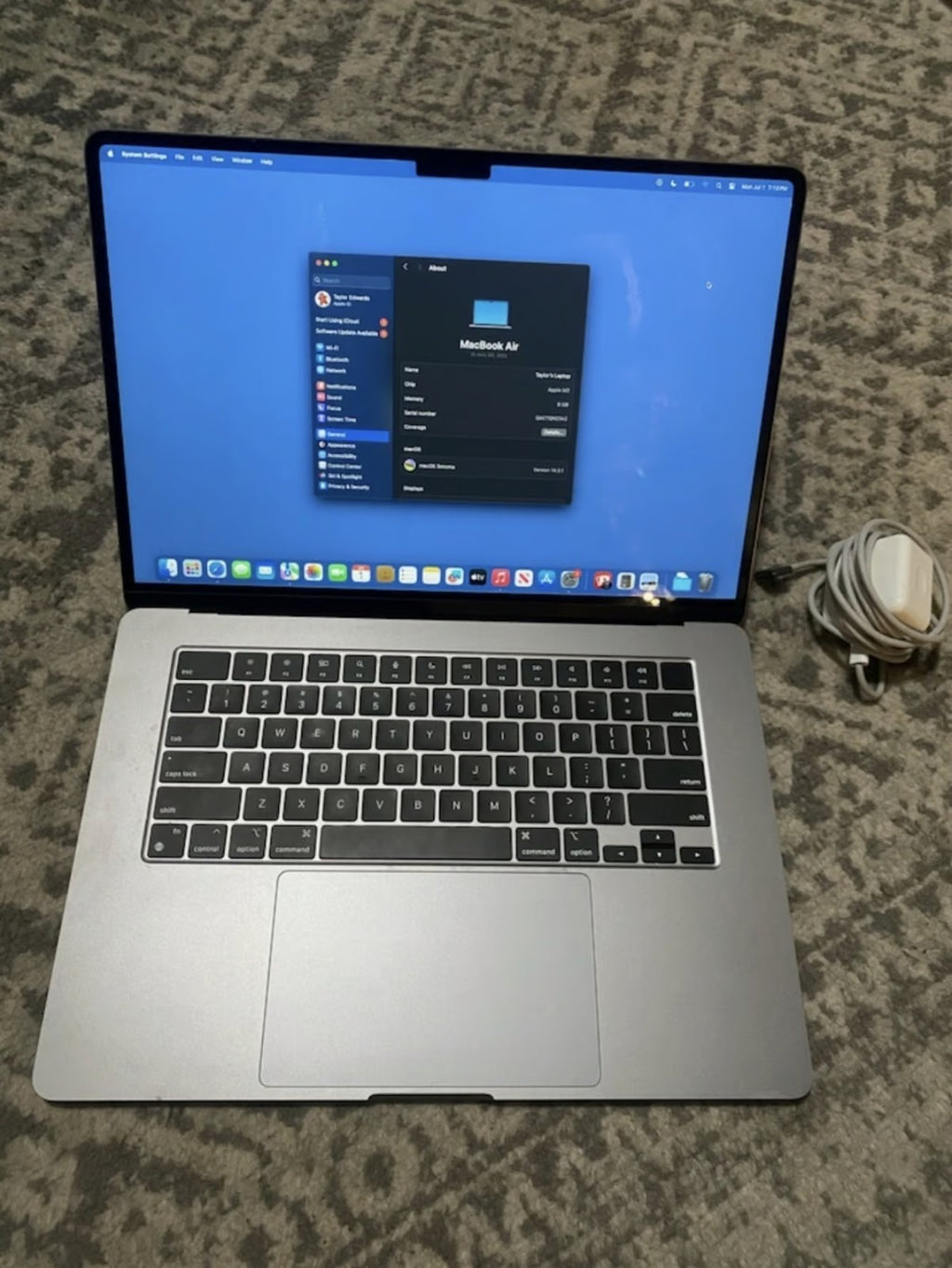 (2023) MacBook Air M2 256GB 6P58