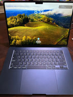 Apple Macbook Air 15in. M3 256GB SSD 2024 Model 8R83