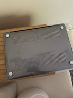 MacBook Pro 2020 13-inch Touchbar 3V82