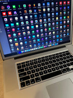 Upgraded Apple MacBook Pro 17鈥?i7/16GB/1TB SSD + Charger & Loaded! 2R18