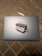MacBook pro 16 inch 2019 7Q88