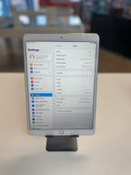 Apple iPad Pro 2nd Gen. 512GB Gold Color 10.5inch Perfect Condition 9Z51