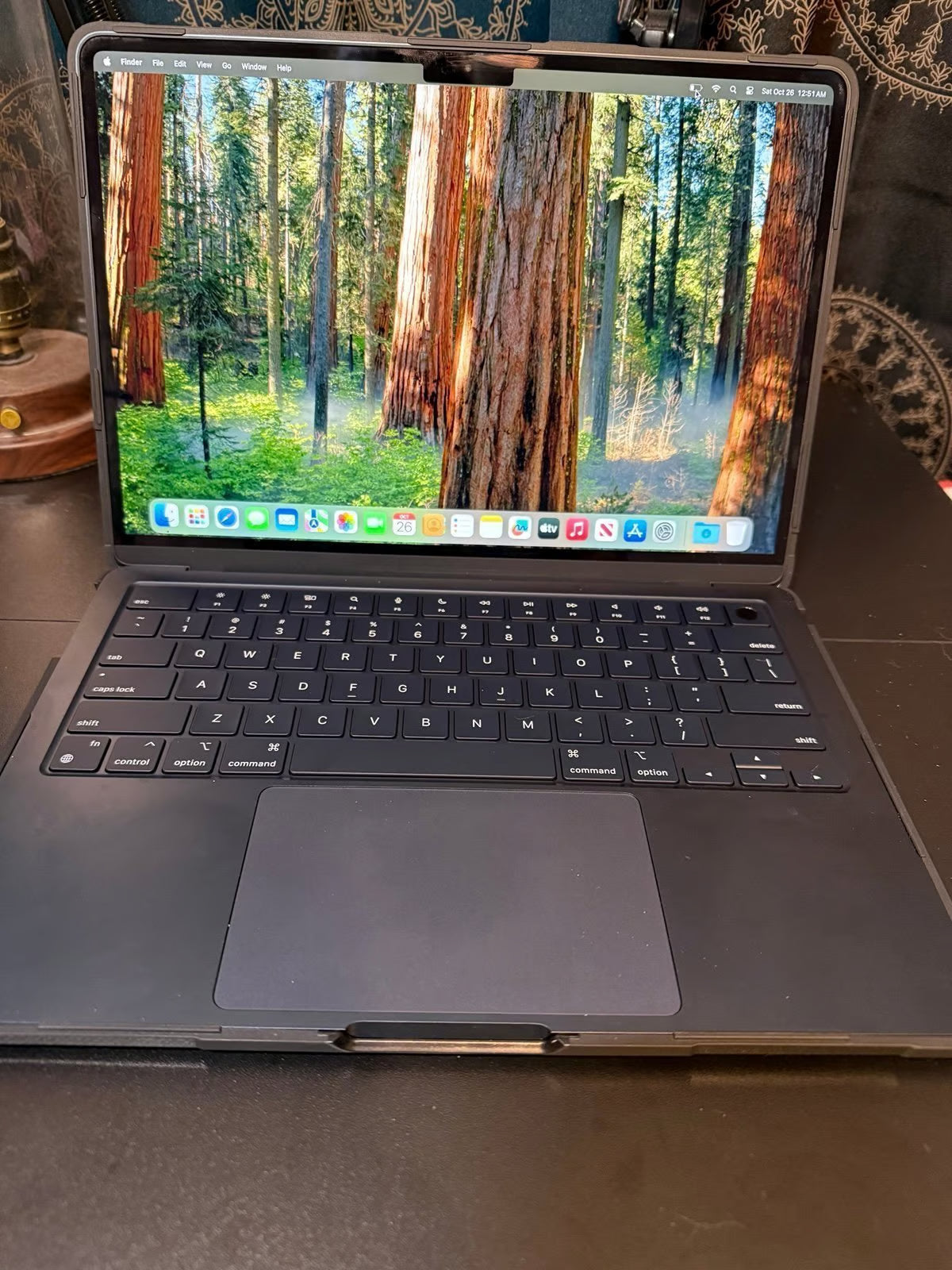 macbook air 2022 & Magic Mouse 6H37