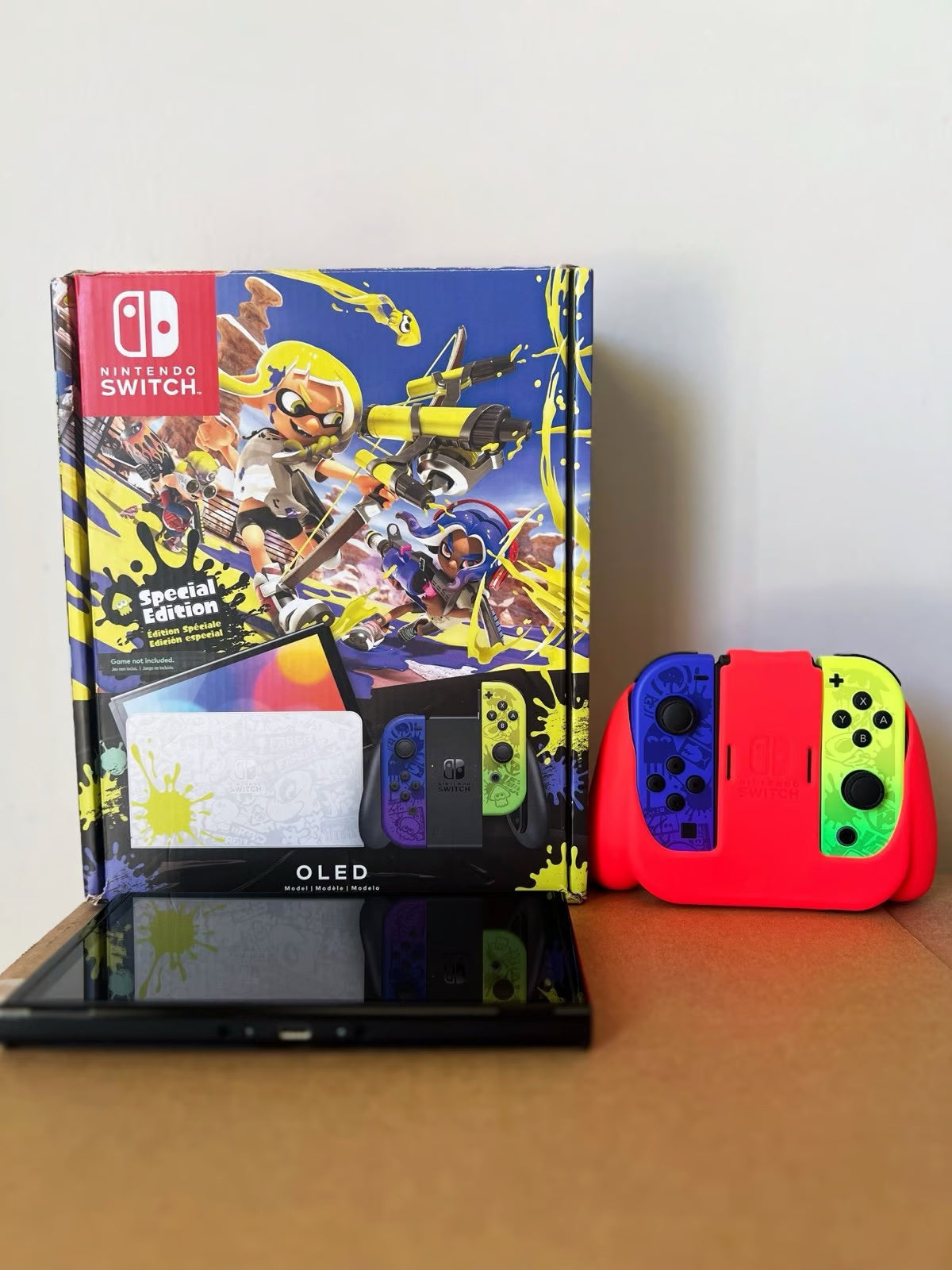 NEW Nintendo Switch OLED (Special Edition) 2L18