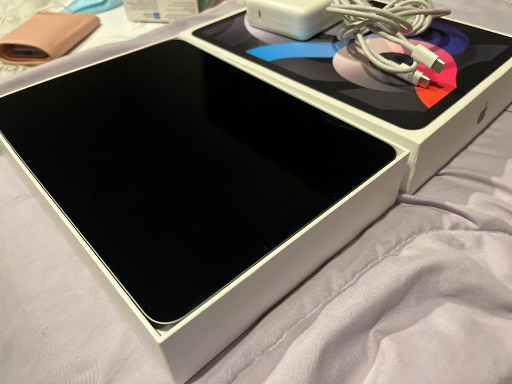 Apple iPad Air 4th Generation 64 GB 7P53