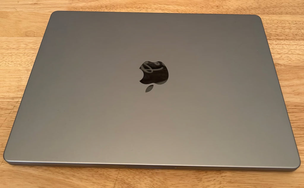 Macbook Pro 14鈥?Space Gray M1 Pro 2021 512GB 7Z55