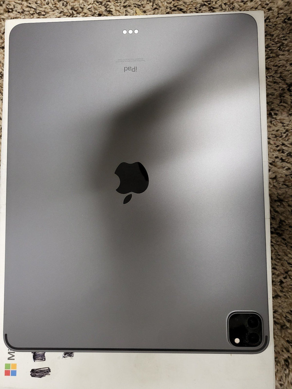 12.9-Inch iPad Pro with Wi-Fi - 128GB - Space Gray Model:GSRF MHNF3LL/A (M1) Yea 2W87