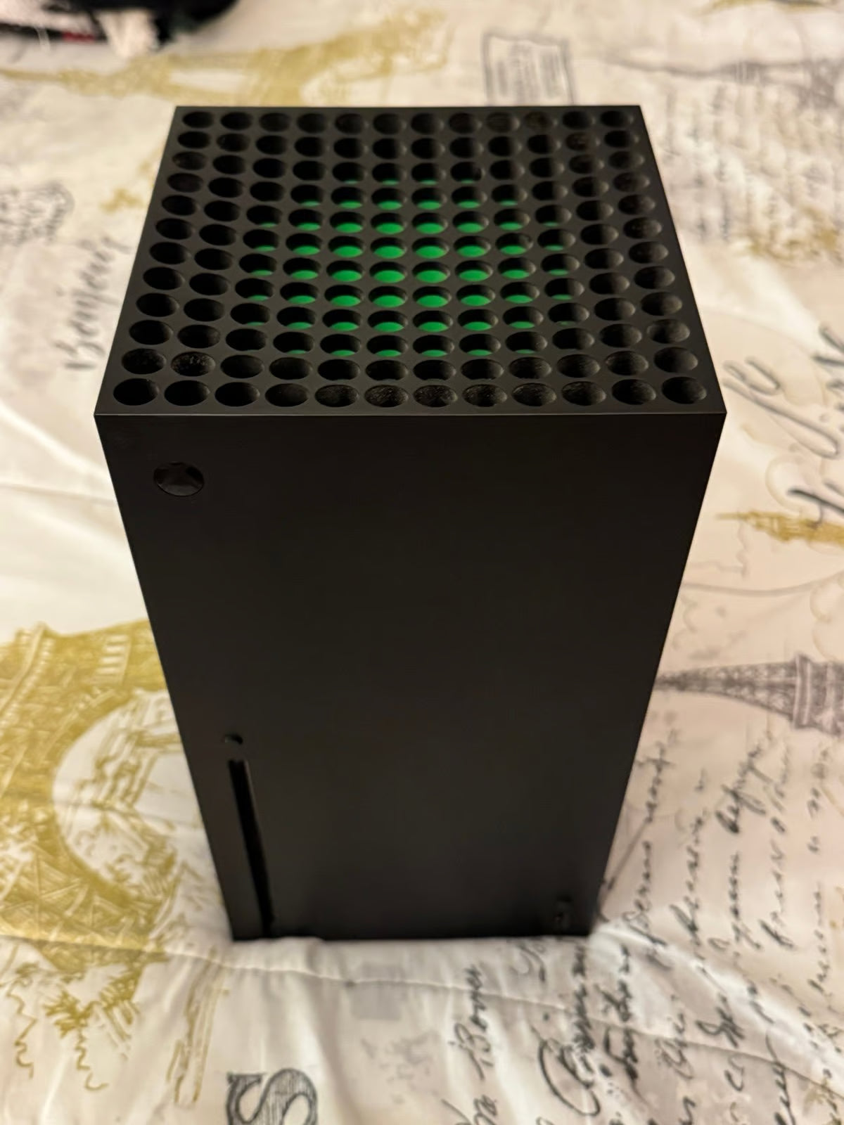 Xbox Series X 1TB SSD Like New 9C69