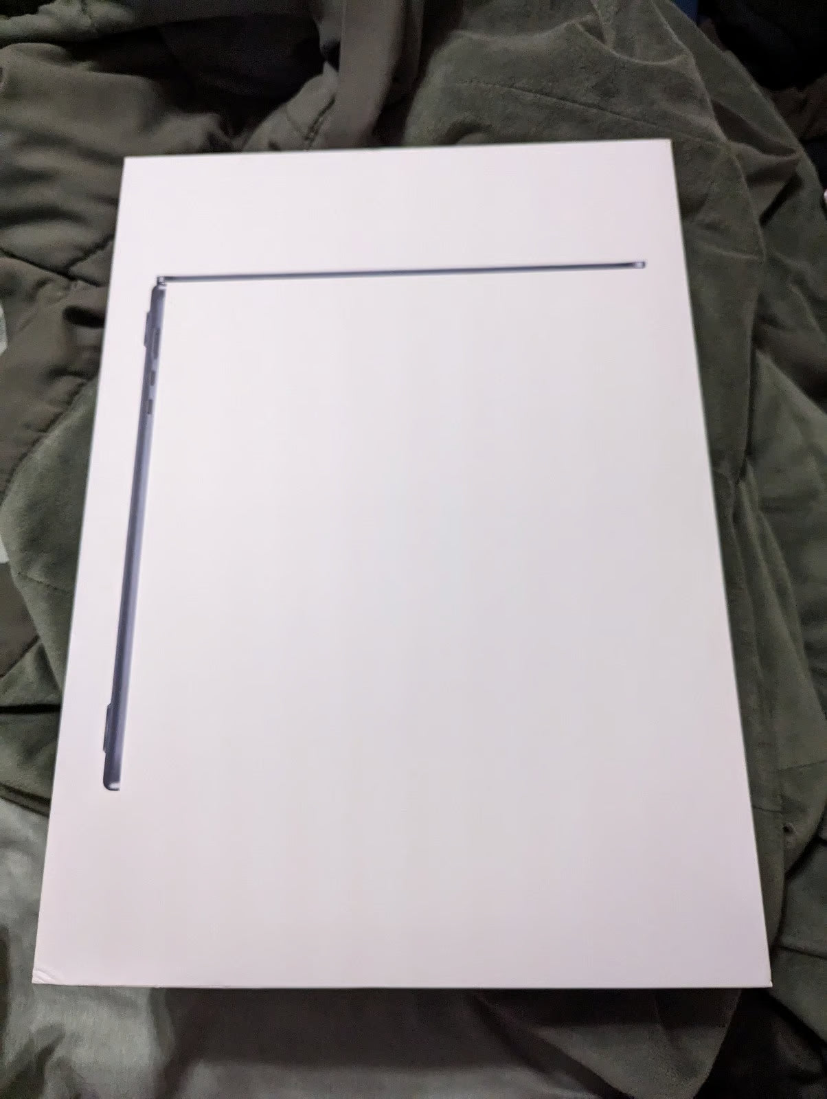 Apple MacBook air 15 inch 5E55