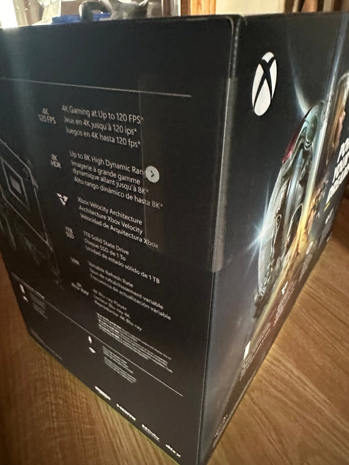 Never opened Xbox Series X w/headset 8Q39