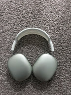 Apple AirPods Max with Smart Case in Green 6A82