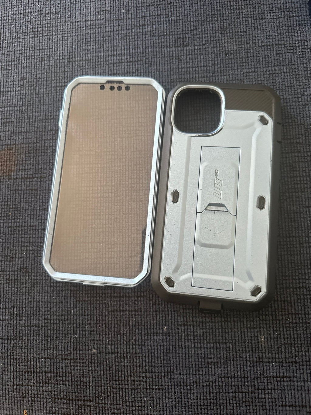 UNLOCKED iPhone 13 128gb BLUE 6R29