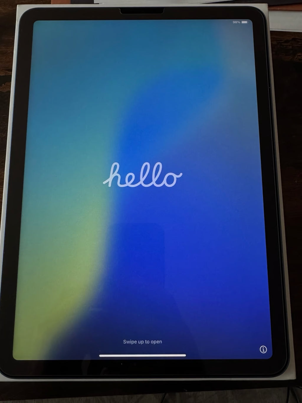 Apple iPad air 5th generation M1 256gb 1P36