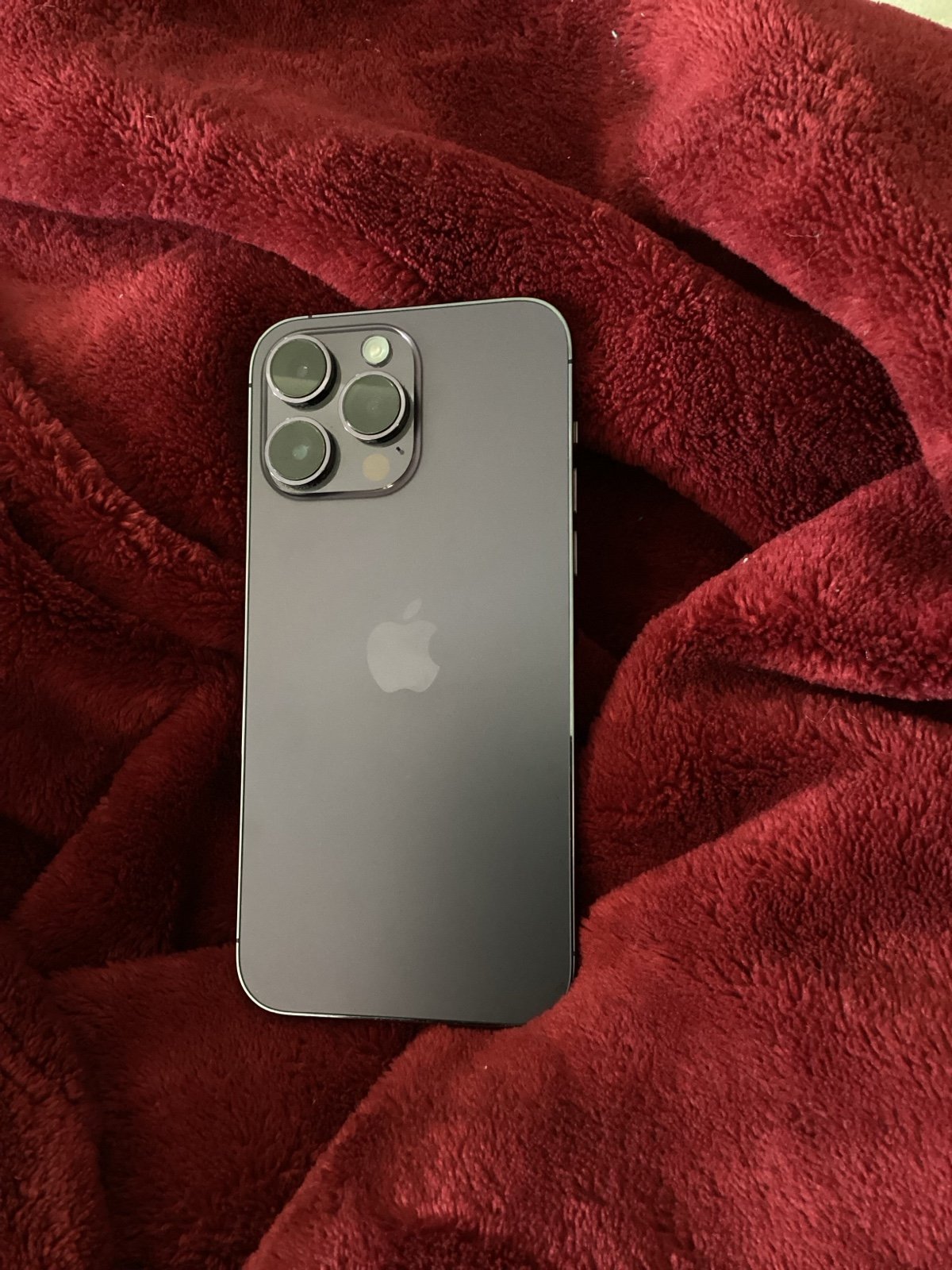 iphone 14 pro max locked 8S69