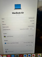 Macbook Air M2 13in 256GB SSD Storage midnight and Magic Mouse 8O87