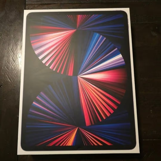 Apple iPad Pro 12.9 inch 5th Generation 256 GB in Space Gray - Flawless 1W31