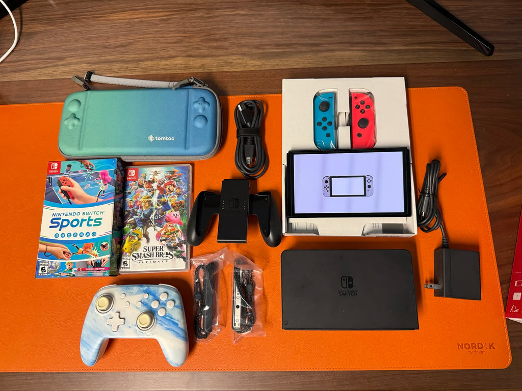 Nintendo Switch OLED bundle 6B68
