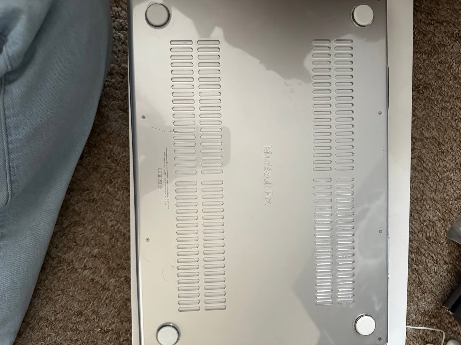 macbook pro 16 inch 2022 2L95