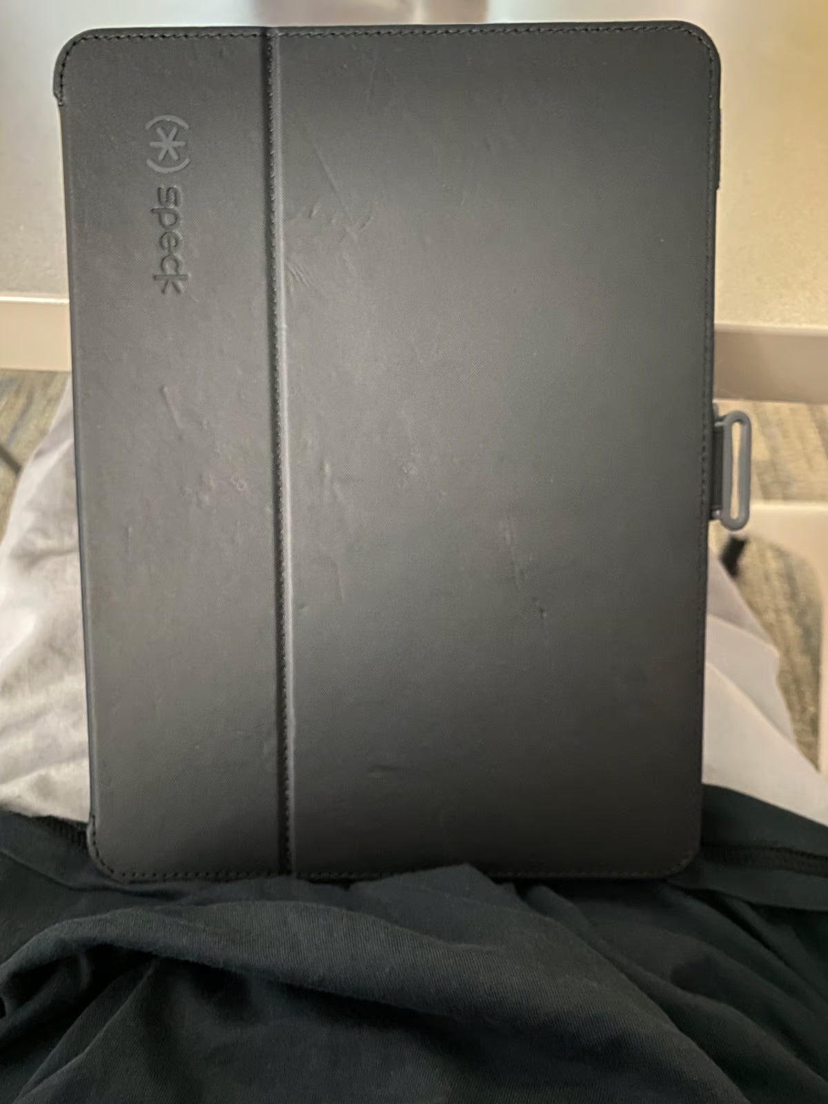 iPad Air 10th Generation 8V18