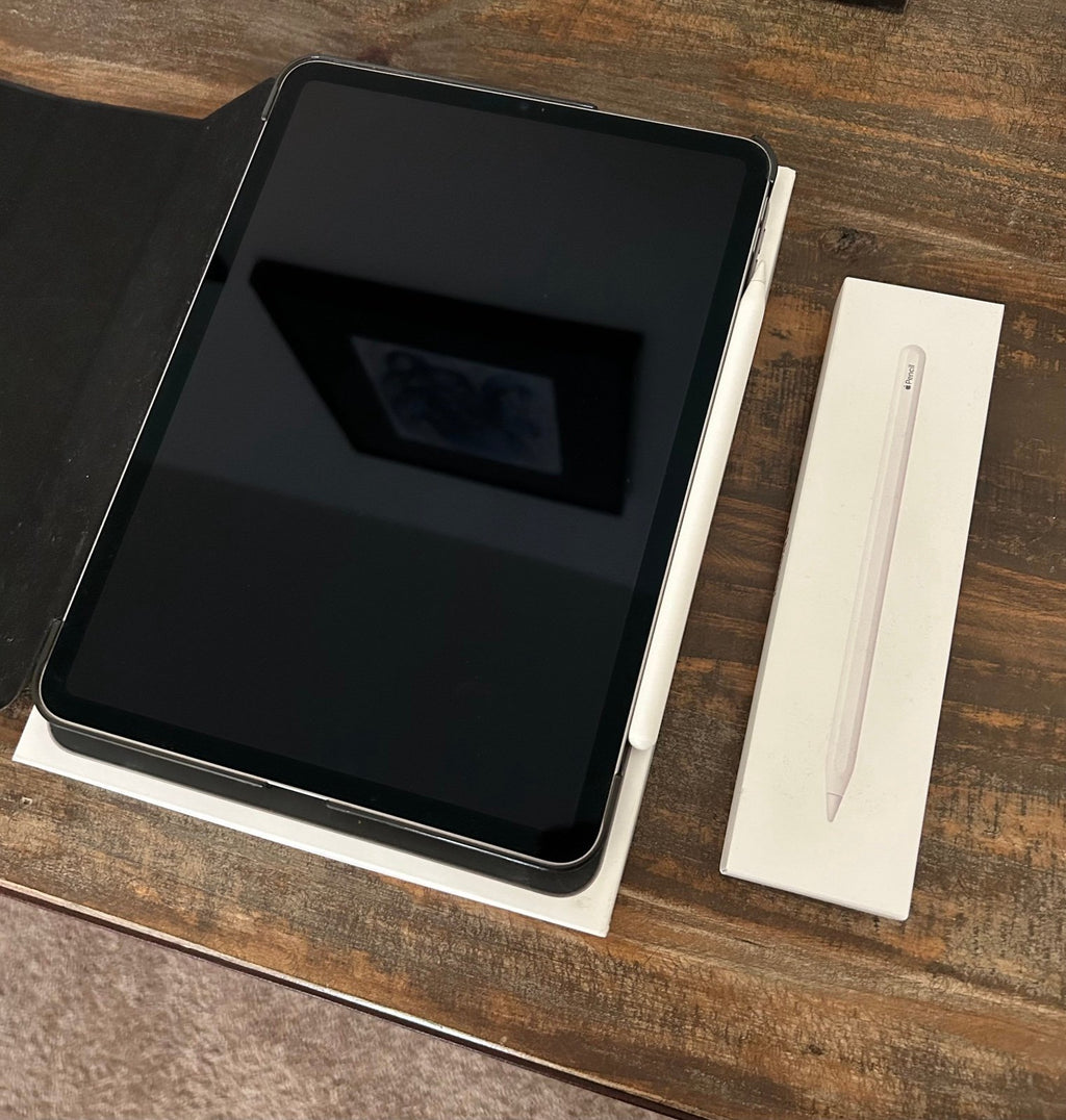 iPad Pro 11-inch (4th Generation) Wi-Fi 256 GB + Apple Pencil 8Z88