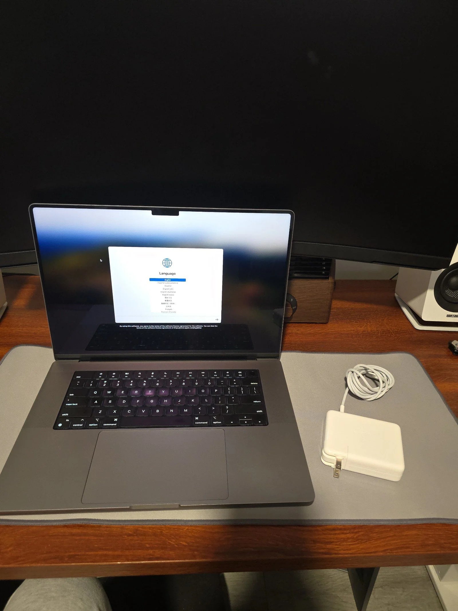 16"" Macbook Pro M1 Max 1TB 7D32