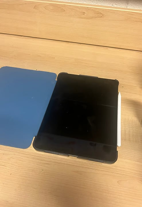 ipad air 5th generation (Apple Pencil Included) 6N89