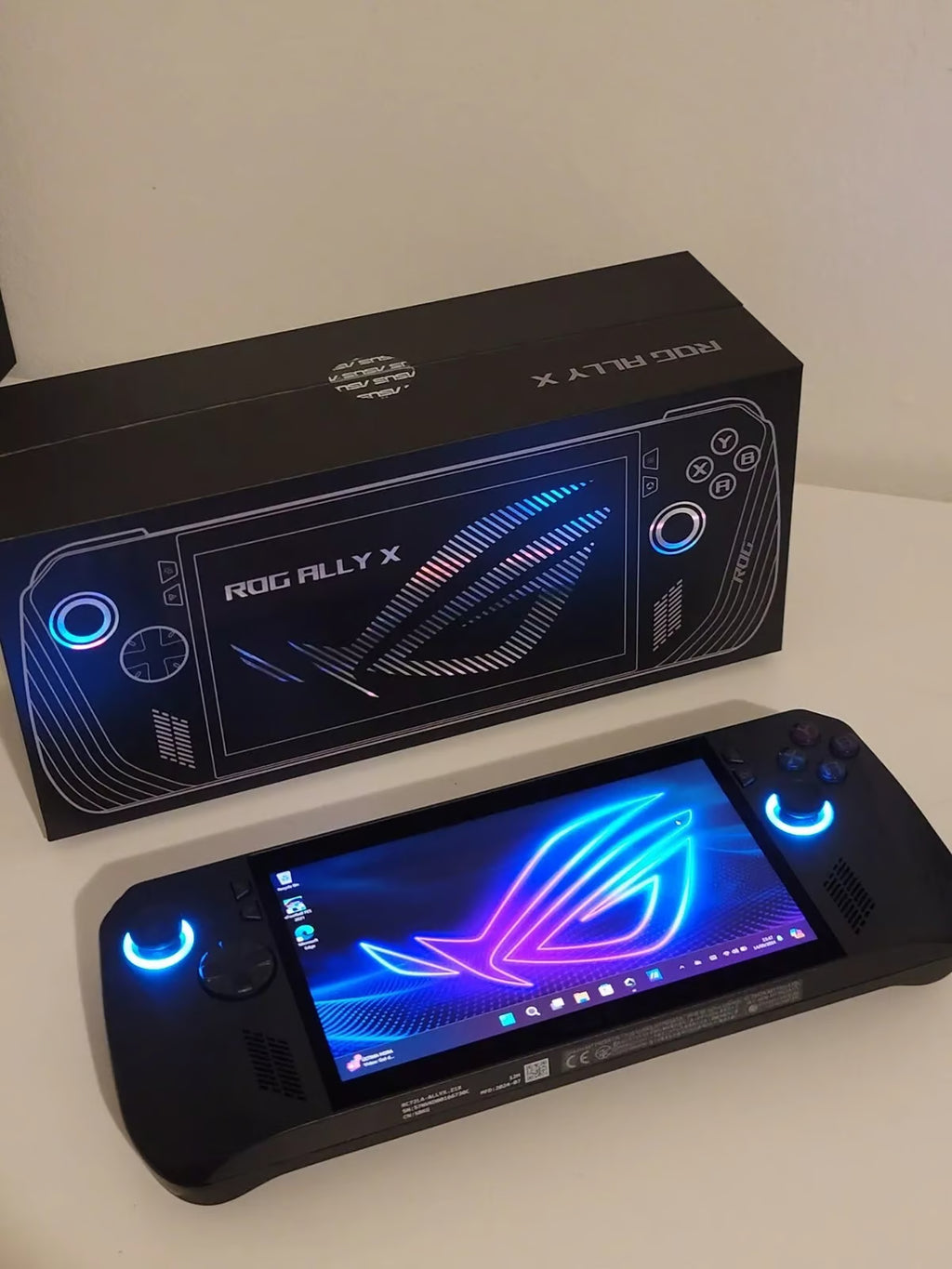 Asus ROG ALLY X 8Q53