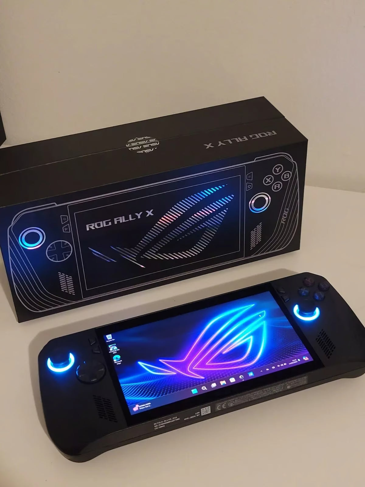 Asus ROG ALLY X 8Q53