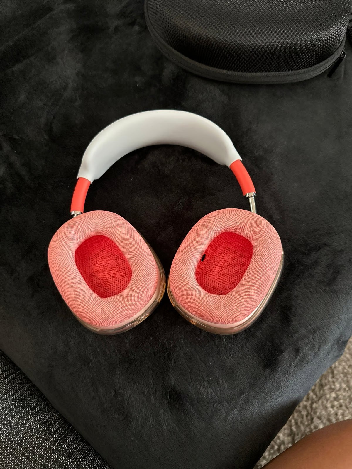 ON HOLD - AirPods Max 2Y93