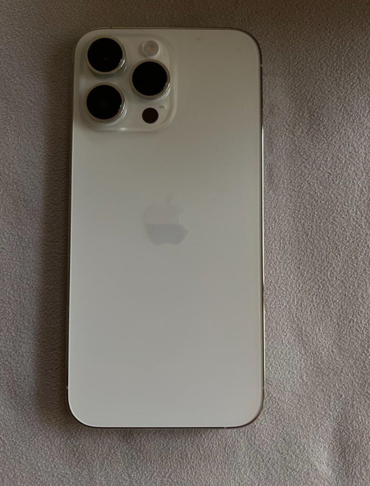 Iphone 14 pro max 1P79