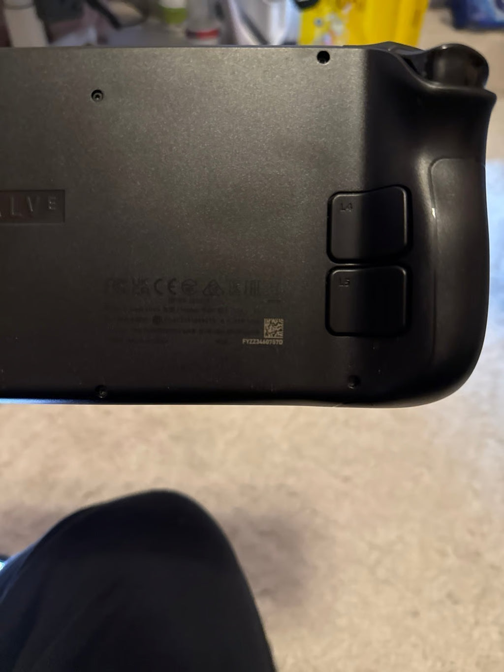 Steam Deck OLED 1tb plus sd 1tb included case 1L23