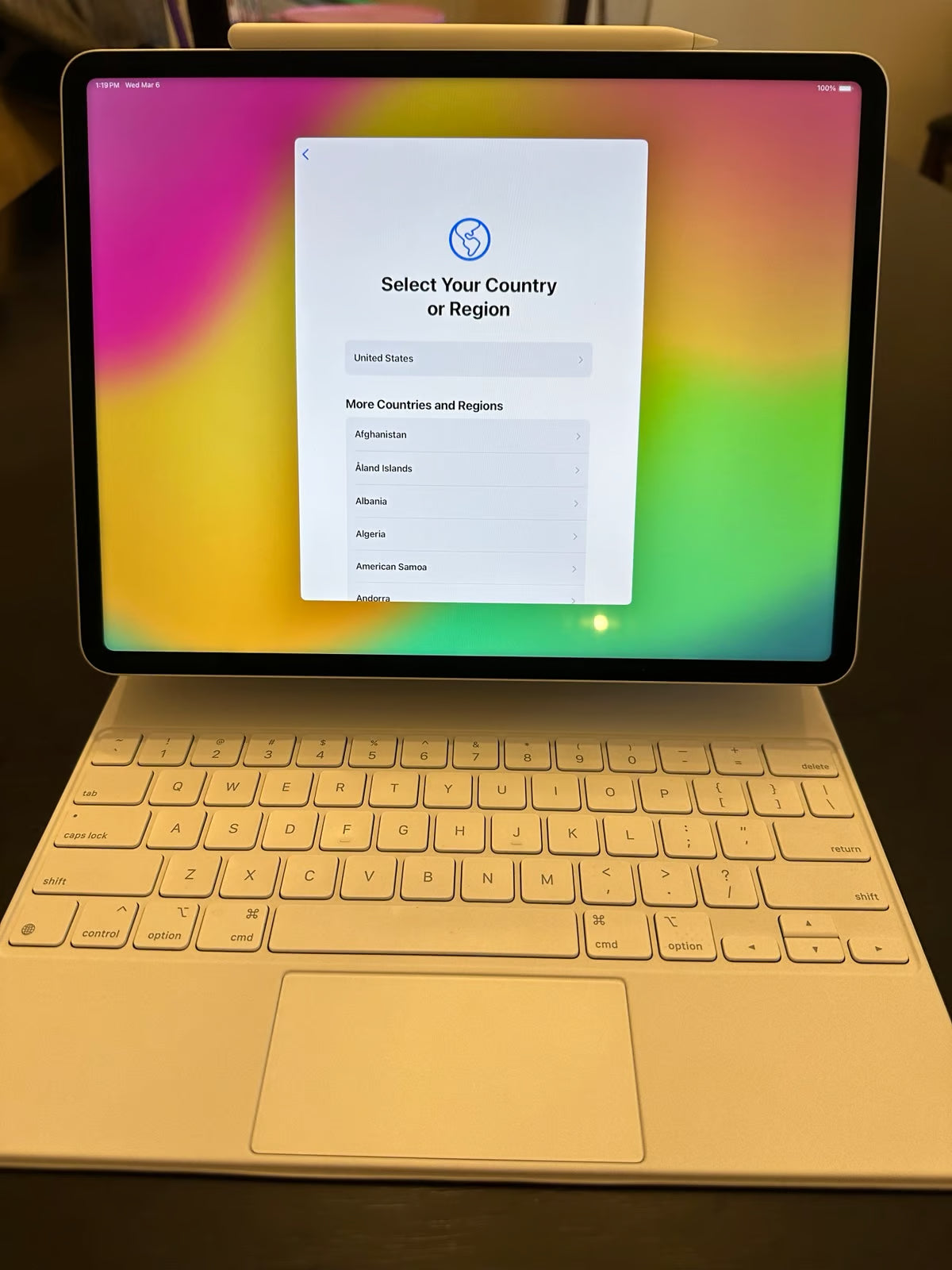 iPad Pro 12.9�?M2 256GB Bundle 9S86