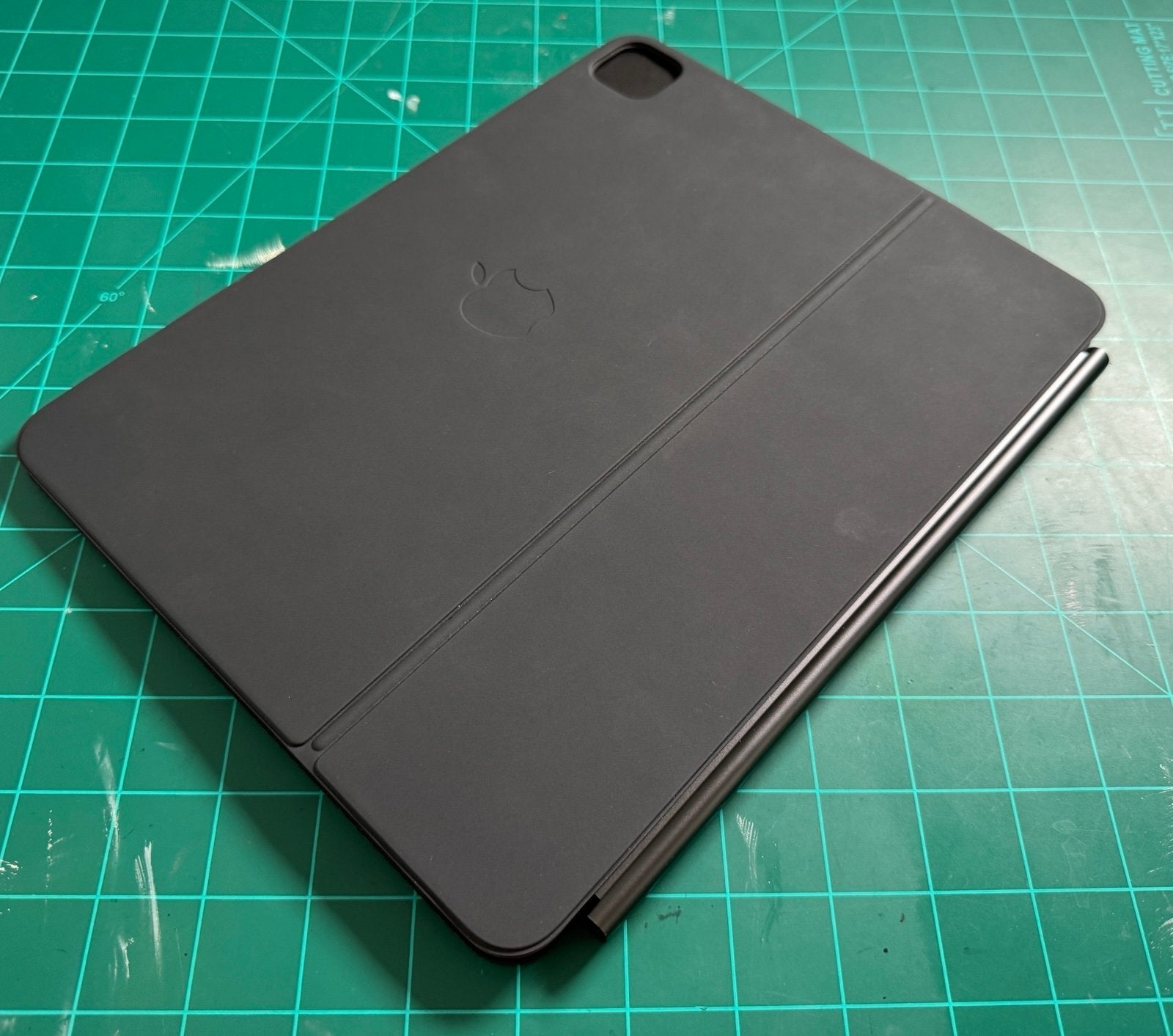 iPad Pro 13�?(M4) + Magic Keyboard!! 7L31