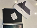 Apple iPad Pro 12.9�?Wifi + Cellular 256GB Space Gray Unlocked Apple Keyboard 3G51