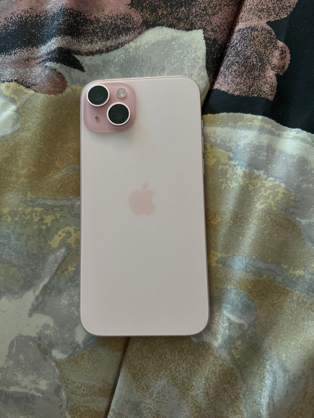 iPhone 15 Plus 7D28