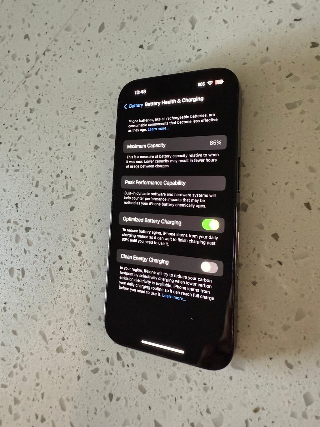 Unlocked Apple iPhone 14 Pro 256 GB in Space Black 8B87