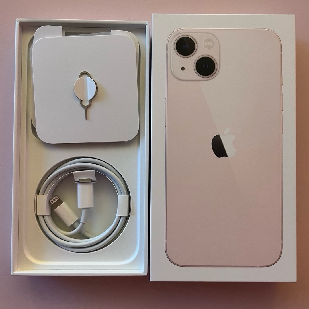 Apple iPhone 13 128 GB in Pink Unlocked 9O16