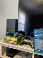 Xbox series X bundle 8S81