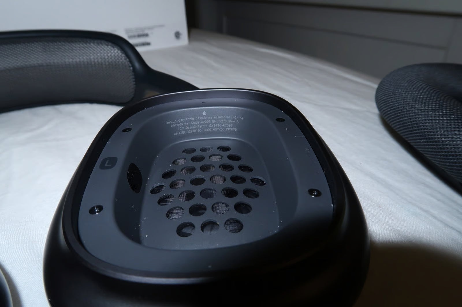 Apple AirPods Max in Space Gray 5N72