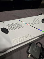 LIKE NEW ASUS ROG ALLY HANDHELD CONSOLE PC PORTABLE 512GB 16GB RAM WINDOWS 11 1P63