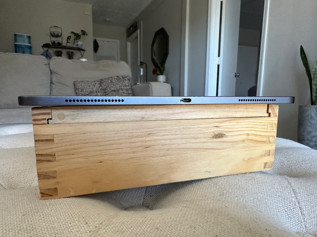 Apple iPad Pro 3rd Generation 256 GB 8O21