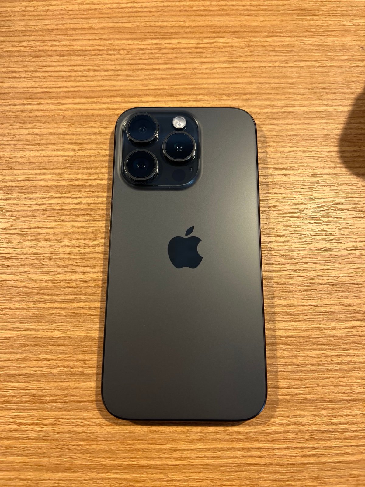 Apple iPhone 15 Pro 512gb Black Titanium UNLOCKED 3D66