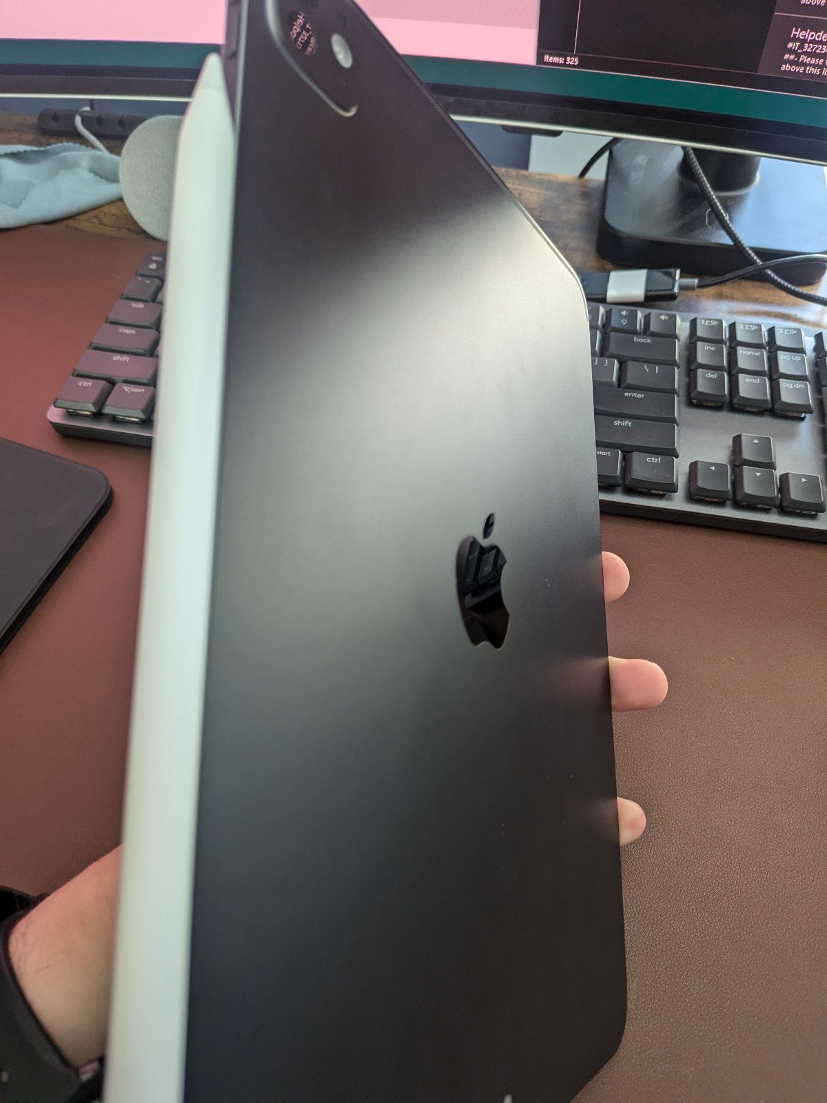 iPad Pro 11 inch m4 Bundle Space Grey (256Gb) 9Z53