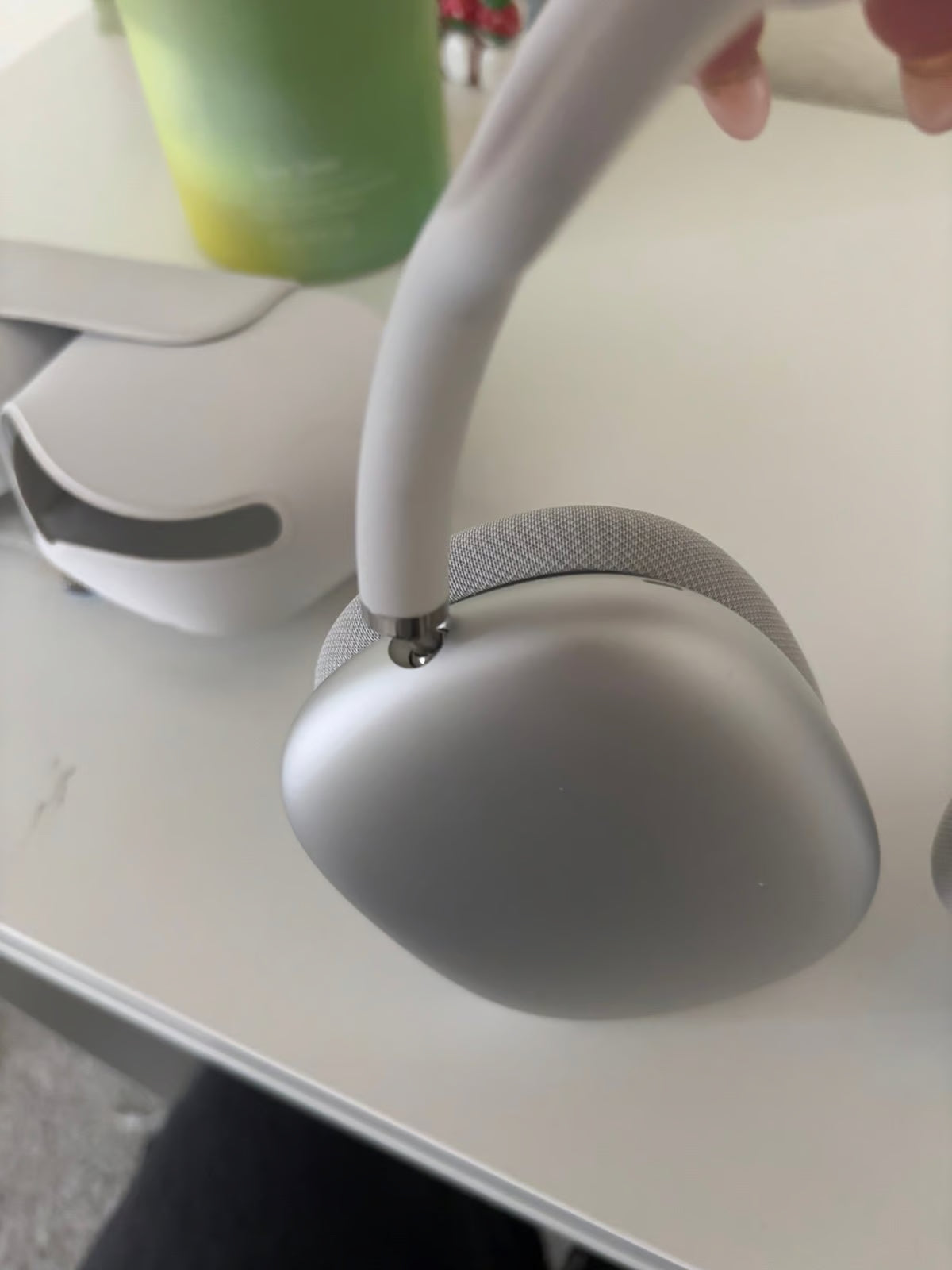 Apple airpods max white 8E36