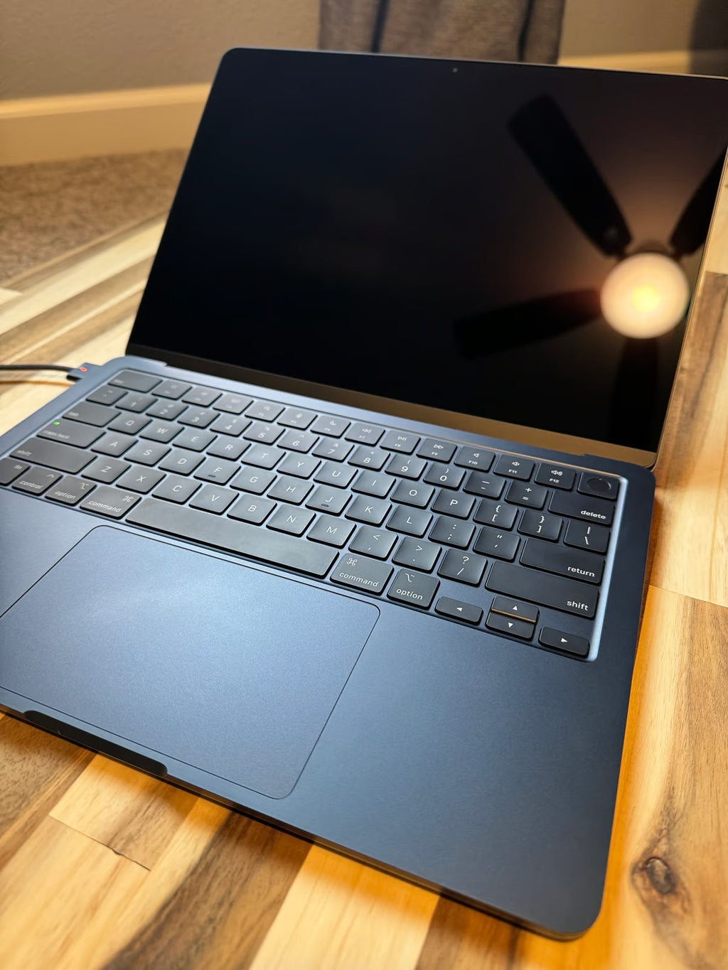 MacBook Air 13.6鈥?M2 (2022) 3C68