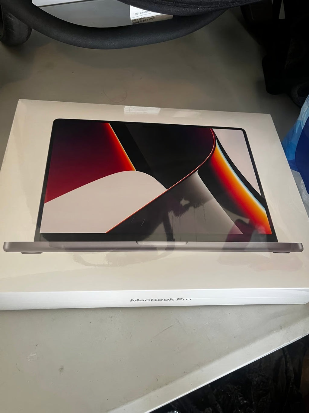 Apple Macbook Pro 14in. 9C76