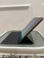 ***Bundle***iPad Pro 3rd generation 12.9�?Space Gray 256 GB *****Cellular******* 3B21